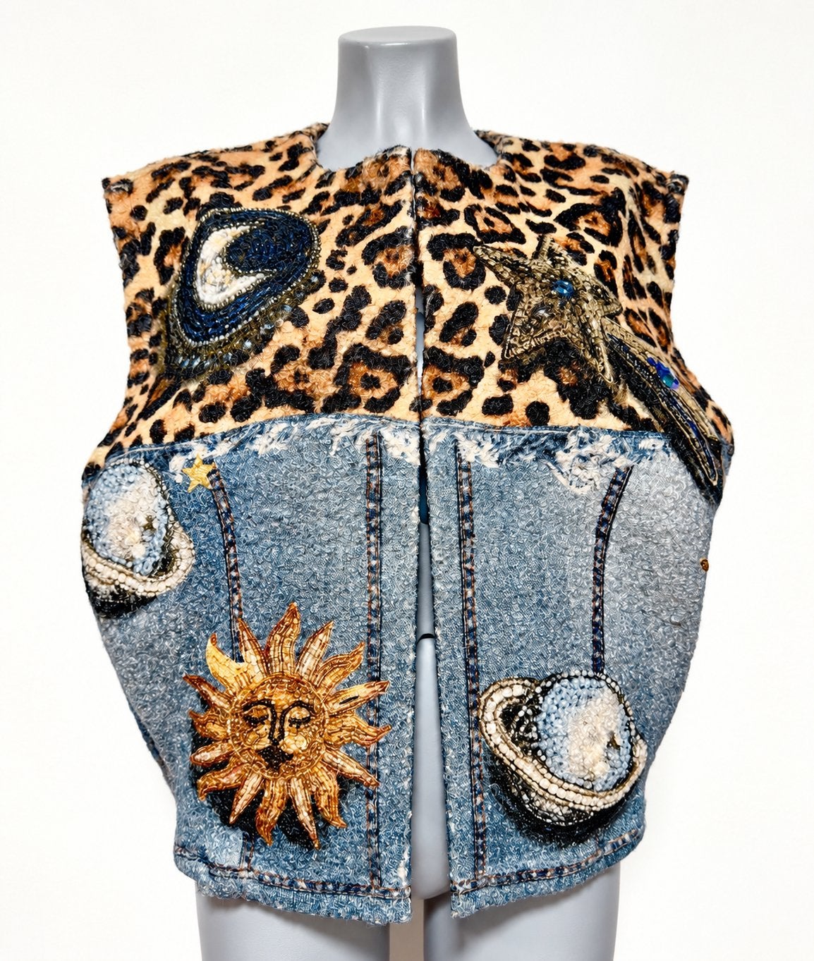 Made in Italy unieke denim gilet met luipaardprint One Size, Kleding | Dames, Verzenden, Nieuw, Maat 42/44 (L), Meerkleurig