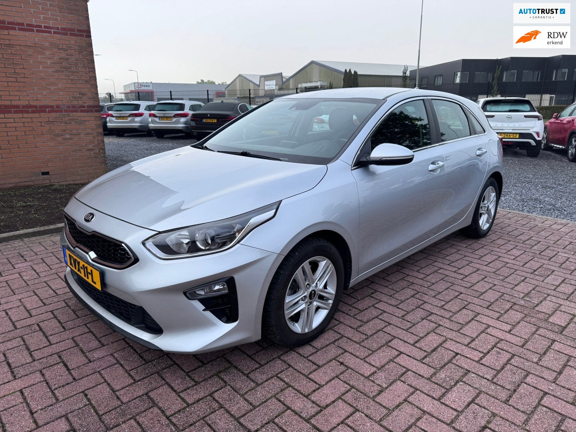 Kia CEED 1.6 CRDi DynamicLine Euro 6, Marge, Apple Carplay,, Auto's, Voorwielaandrijving, Dealer onderhouden, Stof, Gebruikt