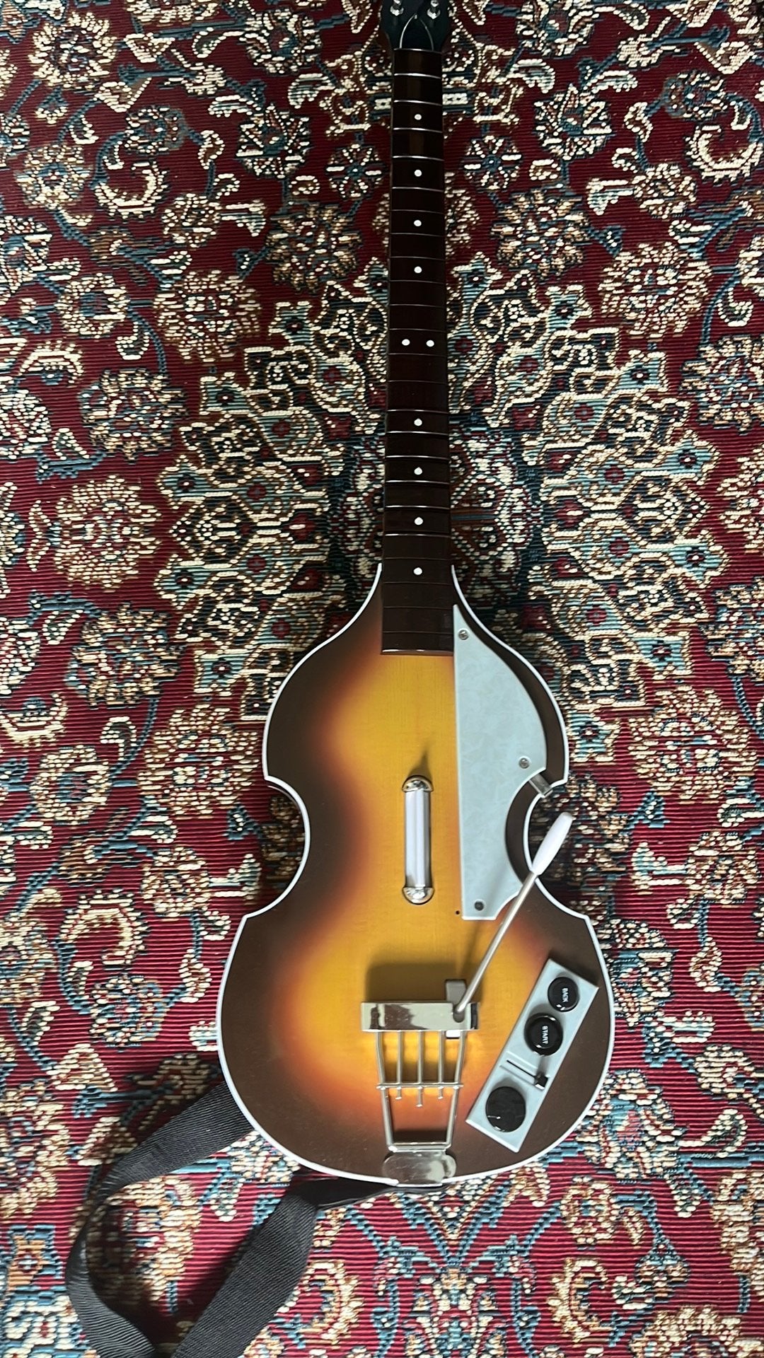 Guitar hero hofner, Ophalen of Verzenden, Zo goed als nieuw, Hollow body, Overige merken
