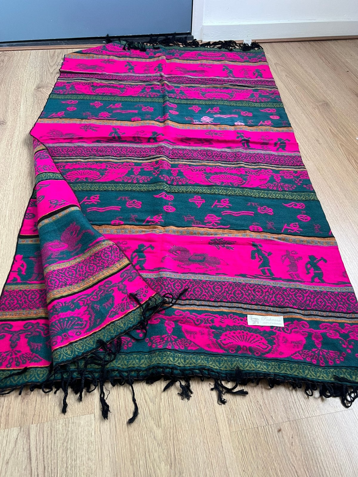 Pashmina cashmere breede grote sjaal kleed magenta groen, Maat 46/48 (XL) of groter, Ophalen of Verzenden, Zo goed als nieuw, X
