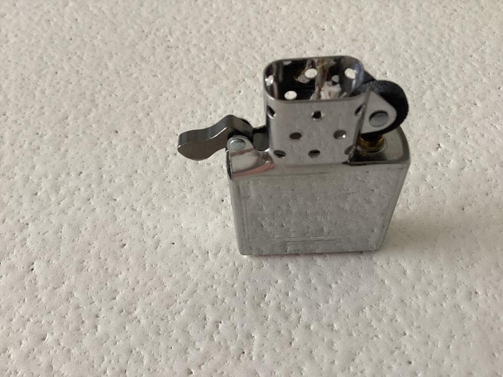 Nieuwe echte USA zippo binnenwerken, Verzamelen, Verzenden, Nieuw, Aansteker
