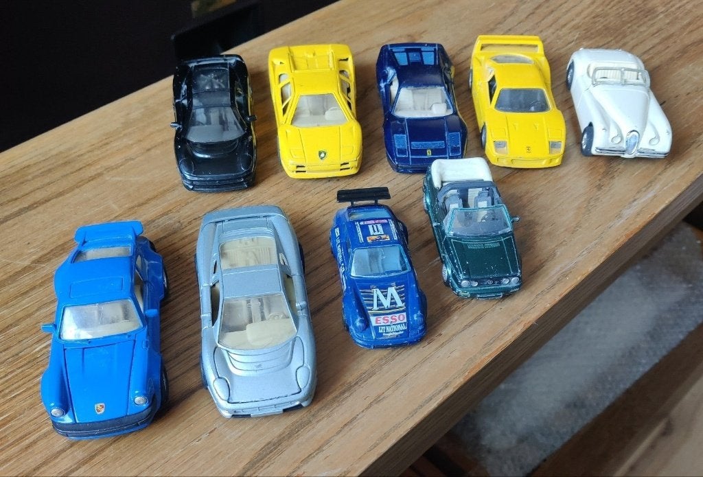 Te koop Doos met overige autootjes, Ophalen, Gebruikt