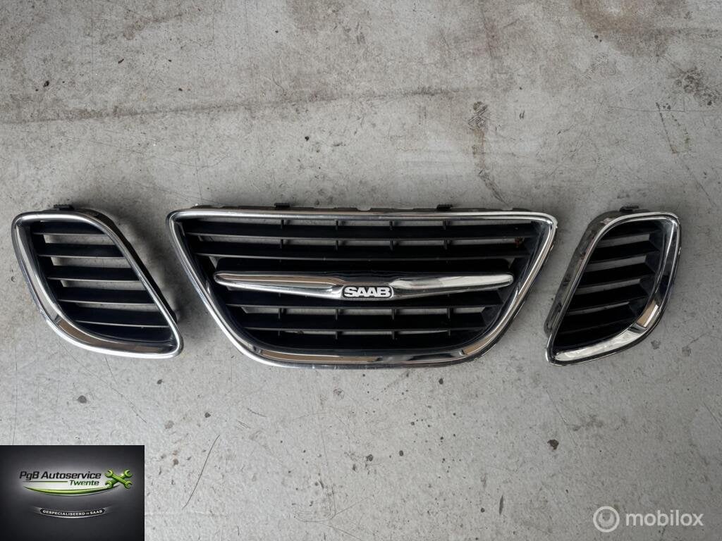 Saab 9-5 2001-2005 grille 5289681 5336151 5336169, Gebruikt, Ophalen of Verzenden, Saab, Saab