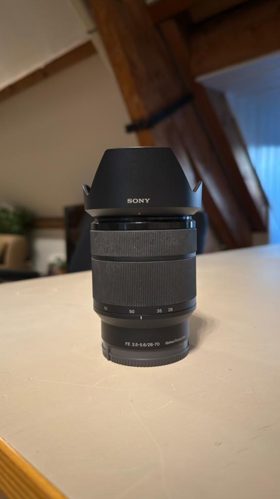 Sony FE 28-70mm f/3.5-5.6 OSS, Audio, Tv en Foto, Fotografie | Lenzen en Objectieven, Ophalen of Verzenden, Zo goed als nieuw