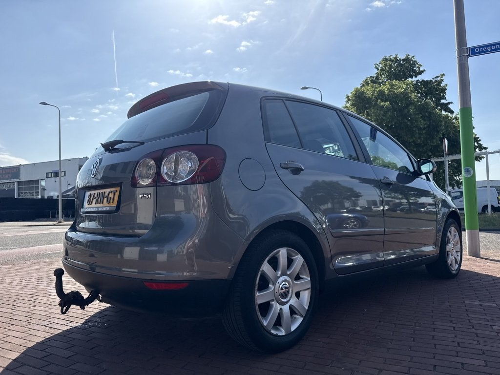 Volkswagen Golf Plus 1.6 FSI Sportline airco 6versn trekhaak, Auto's, Golf Plus, Gebruikt, 4 cilinders, 116 pk