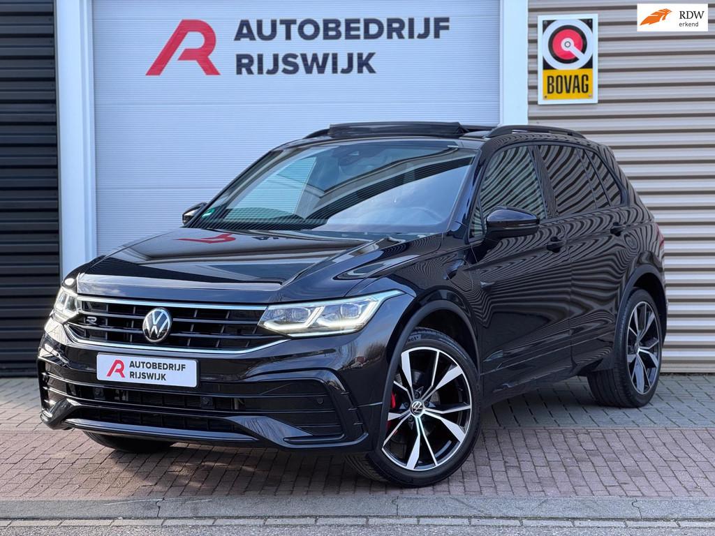 Volkswagen Tiguan 1.4 TSI eHybrid R-Line Pano/Camera/Virtual, Gebruikt, 4 cilinders, Alcantara, Zwart