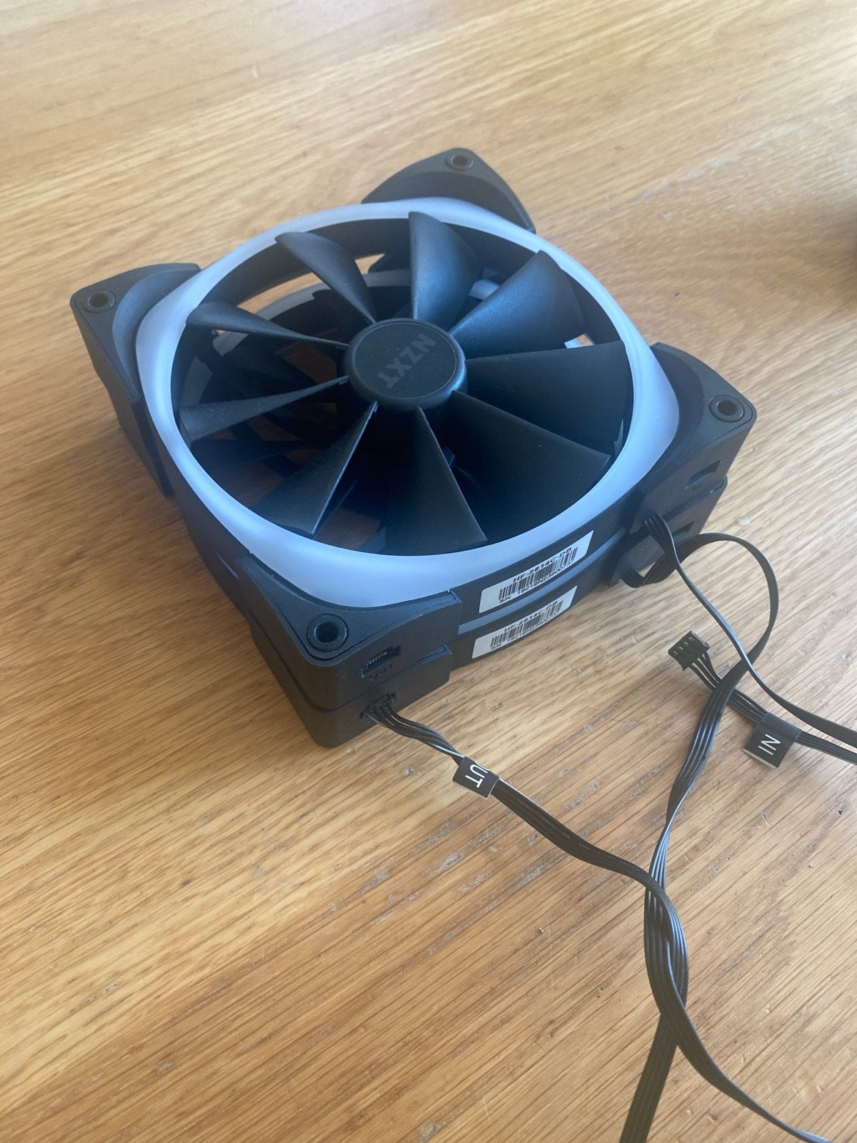 NZXT RGB Fans met Controller - Zo goed als nieuw, Computers en Software, Ophalen of Verzenden, Zo goed als nieuw, Luchtkoeling