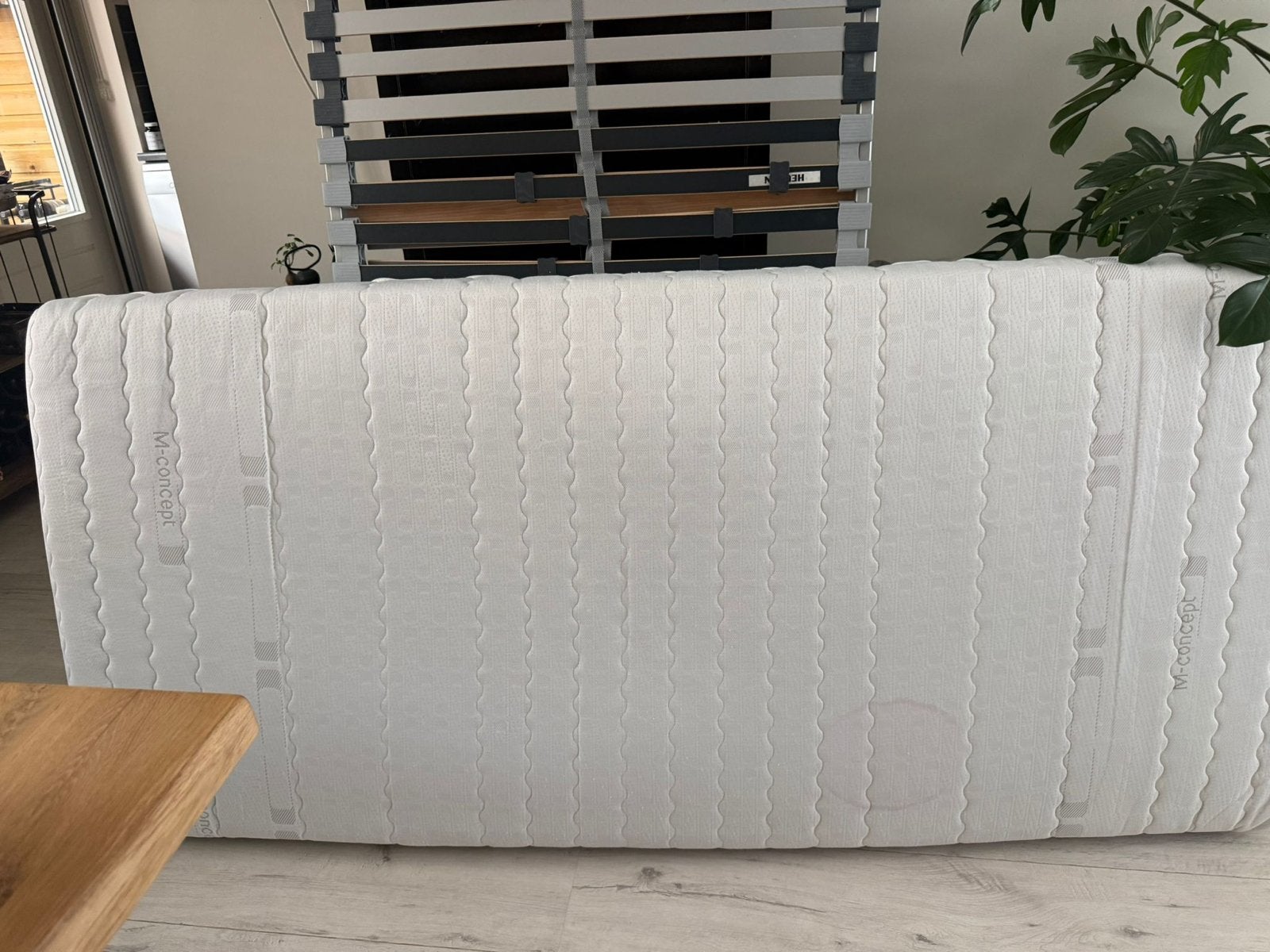 Eenpersoons matras en lattenbodem (90x200 cm), Huis en Inrichting, Slaapkamer | Matrassen en Bedbodems, Ophalen, 90 cm, Eenpersoons