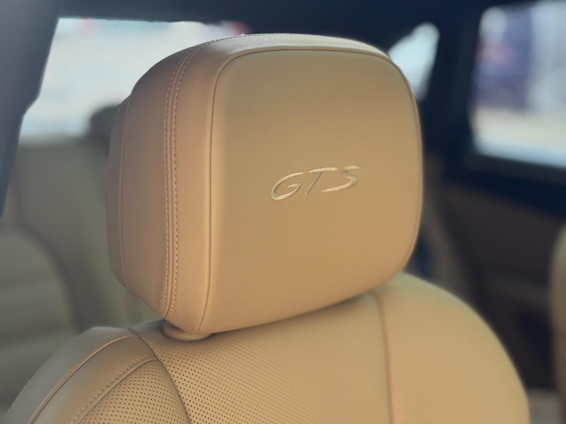 Foto 46 van Porsche Macan 3.0 GTS Burmester ACC Pano Cognac L Chrono Vol