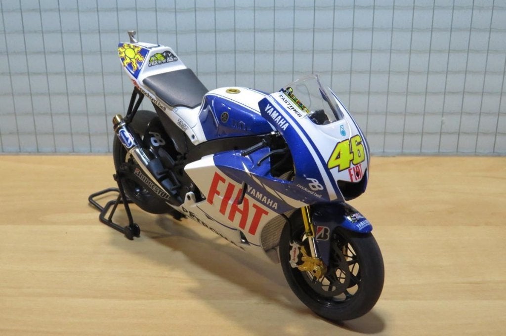 Valentino Rossi Yamaha YZR-M1 2009 1:12 Altaya nu voor 69,95, Barcelone, Serviceclientele@altaya.be, Nieuw, Ophalen of Verzenden