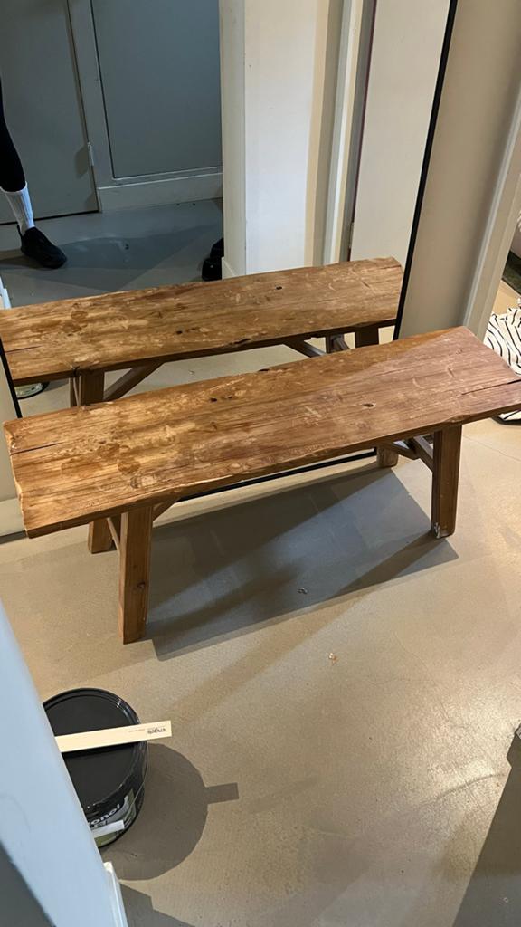 Rustieke houten banken, Ophalen