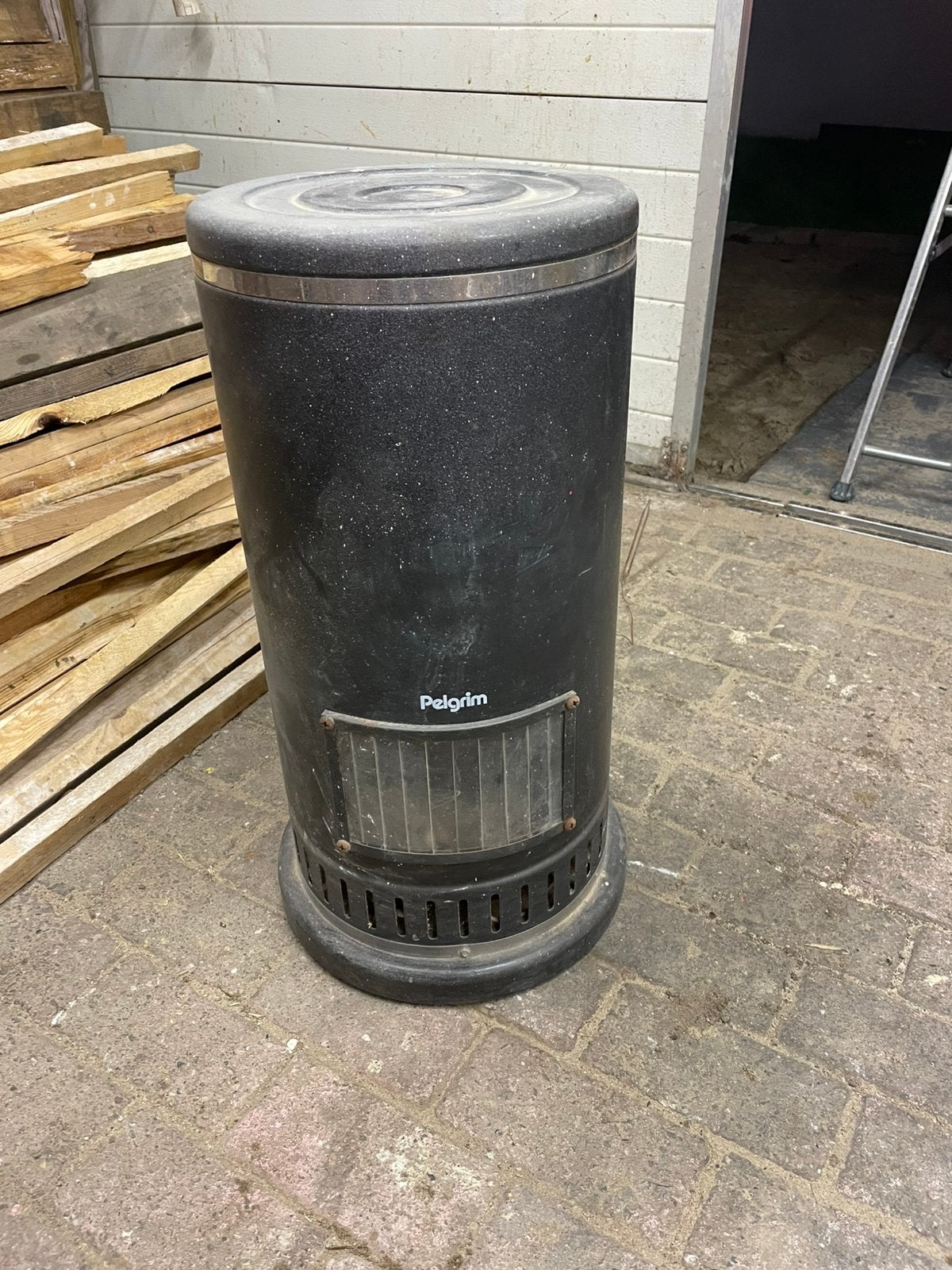 Pelgrim gaskachel, Ophalen, Zo goed als nieuw, Gas, Gaskachel