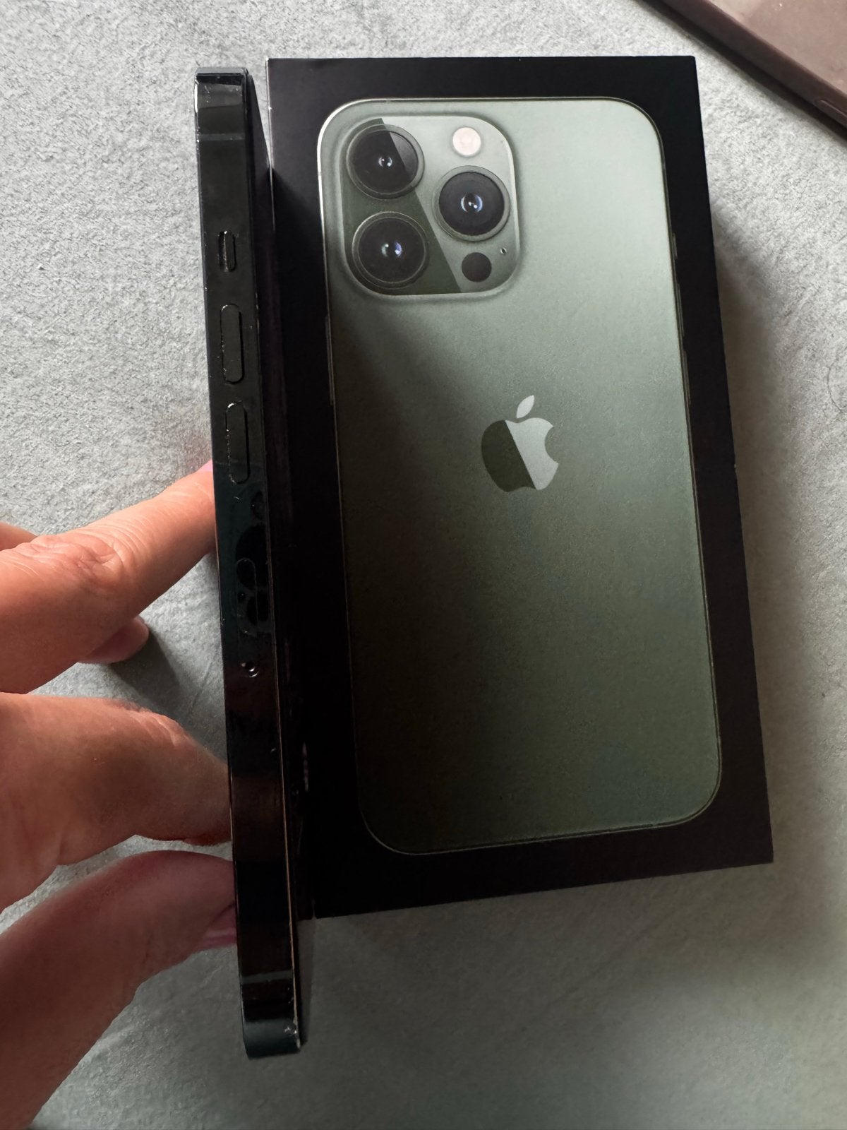 Foto 6 van iPhone 13 Pro, 128GB Groen - Batterij 76%