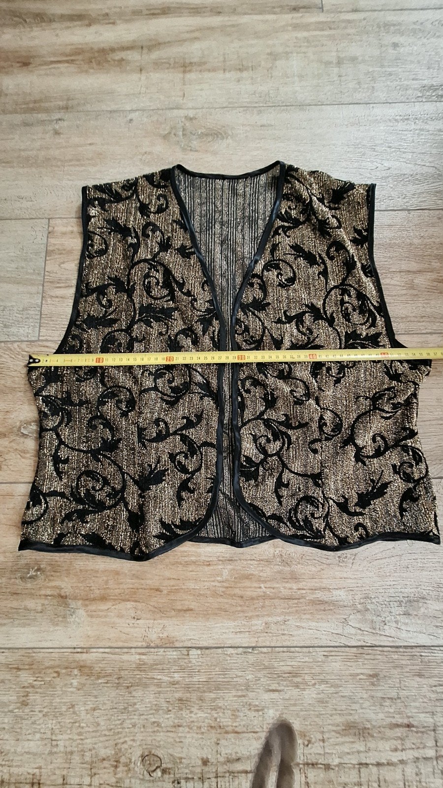 Gouden vestje met zwarte details mt 44 46 48, Kleding | Dames, Maat 46/48 (XL) of groter, Ophalen of Verzenden, Onbekend, Gedragen