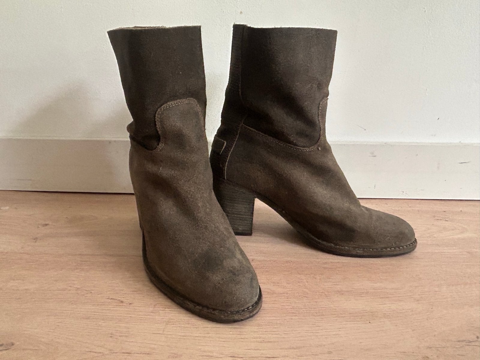 Zgan Shabbies suede leren boots - m 40, Kleding | Dames, Schoenen, Bruin, Lage of Enkellaarzen, Ophalen of Verzenden, Zo goed als nieuw
