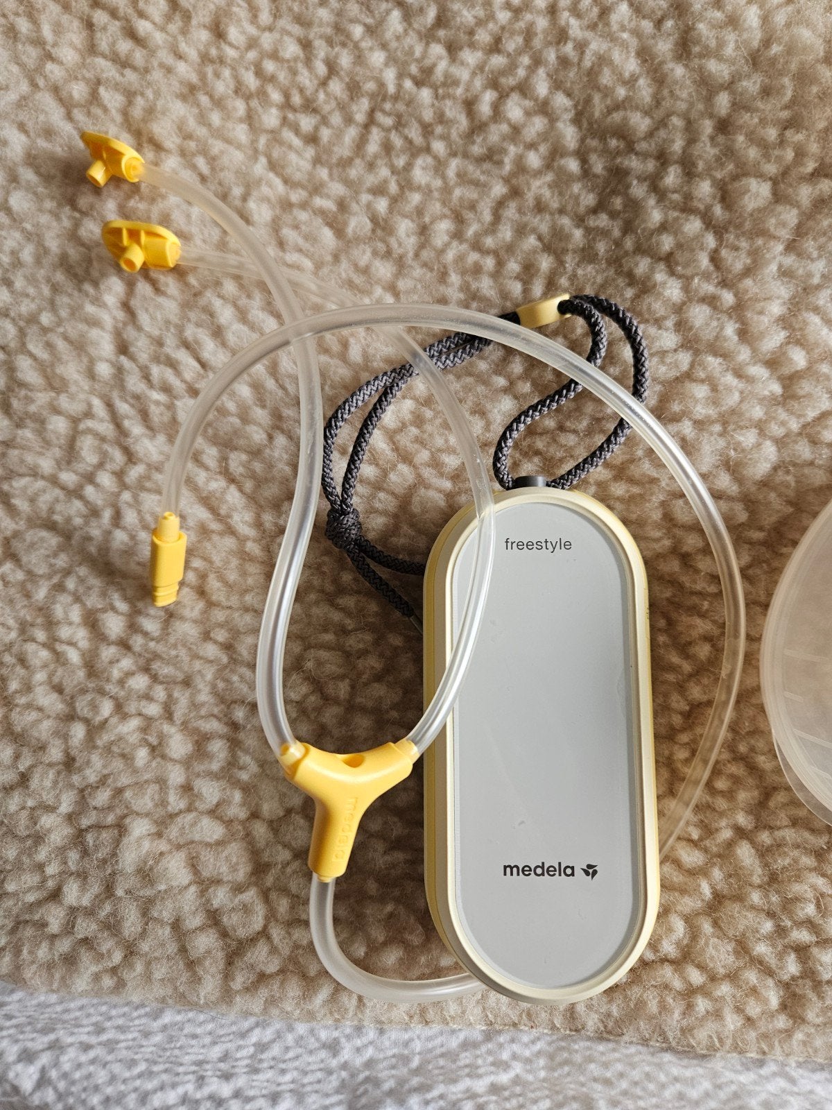 Medela Freestyle Flex dubbele borstkolf (handsfree en in-bh), Ophalen of Verzenden, Zo goed als nieuw