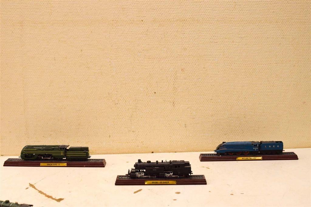8 stuks treinen 48624, Hobby en Vrije tijd, Modeltreinen | Overige schalen, Wisselstroom, Gebruikt, Wagon, Ophalen of Verzenden