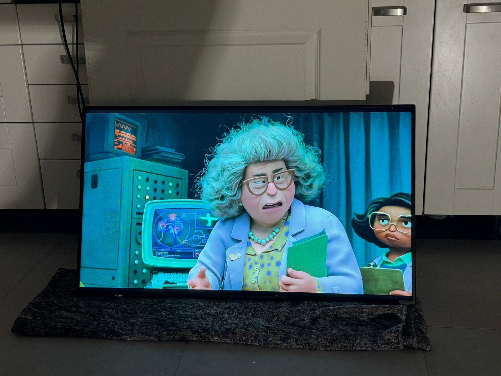 Displays profesionele kwaliteit diverse types, Ophalen, LED, Test@merk.nl, 50 Hz