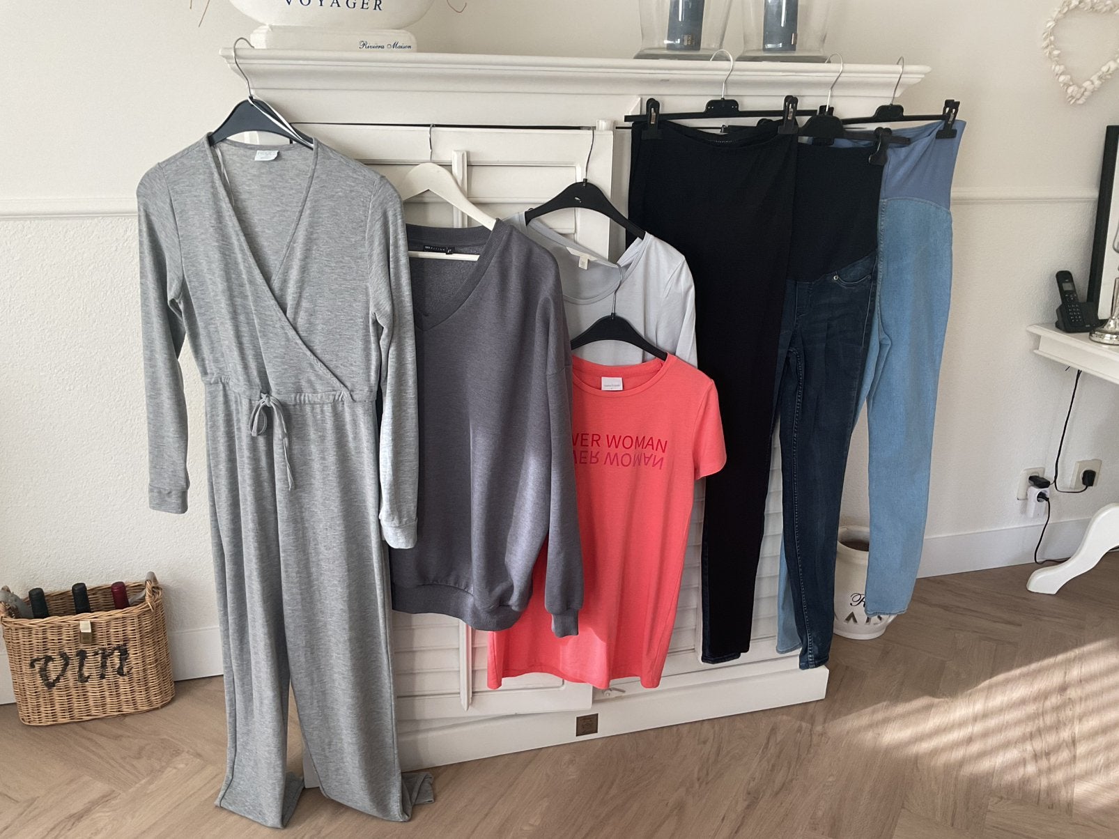 7 stuks zwangerschaps-kleding S/M, Overige typen, Blauw, Ophalen of Verzenden, Zo goed als nieuw