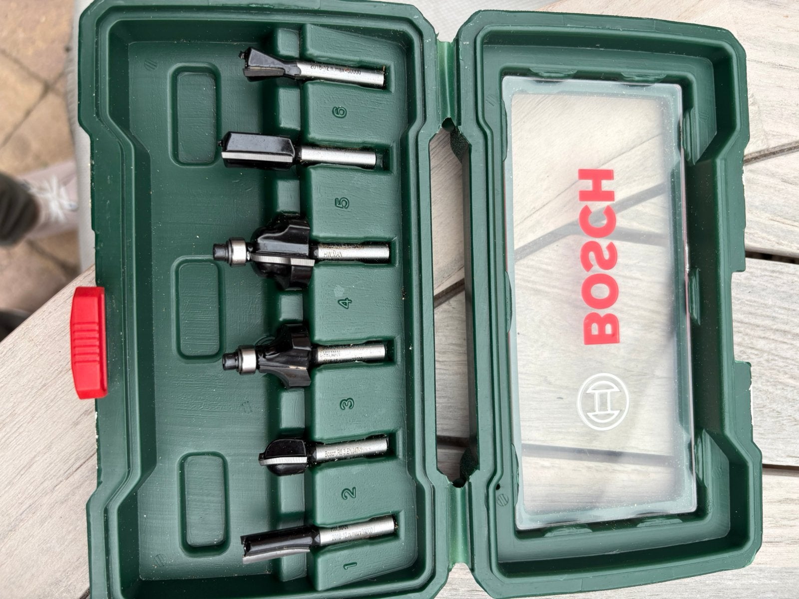 Bosch hout frezen nieuw, Doe-het-zelf en Verbouw, Gereedschap | Freesmachines, Ophalen of Verzenden, Nieuw, Elektrisch, Bovenfrees