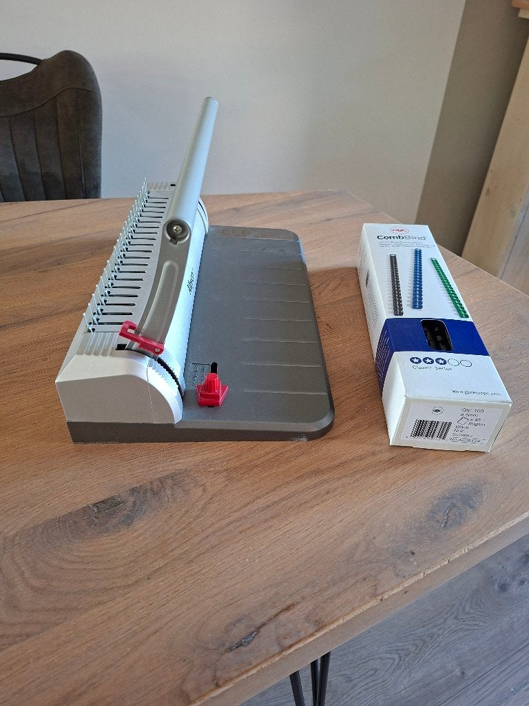 Te koop: Ring binder machine, Ophalen of Verzenden, Zo goed als nieuw, Overige typen