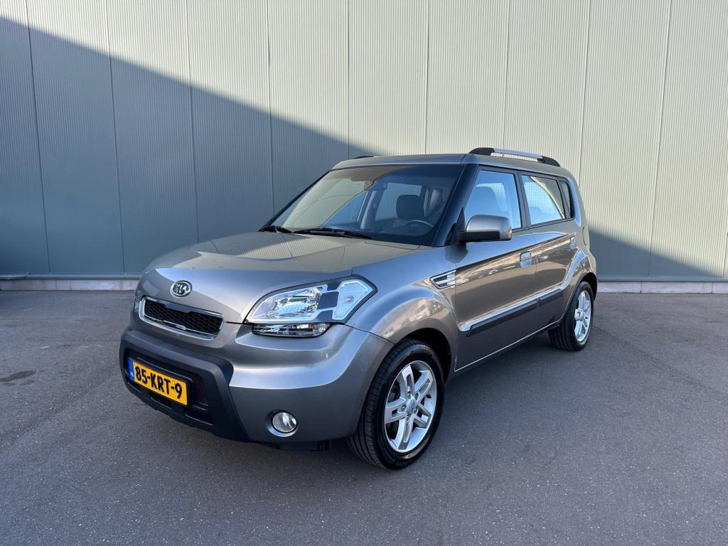 Kia Soul 1.6 X-tra AIRCO | TREKHAAK | NAP ! (bj 2010), 1145 kg, 1591 cc, 4 cilinders, 49 €/maand