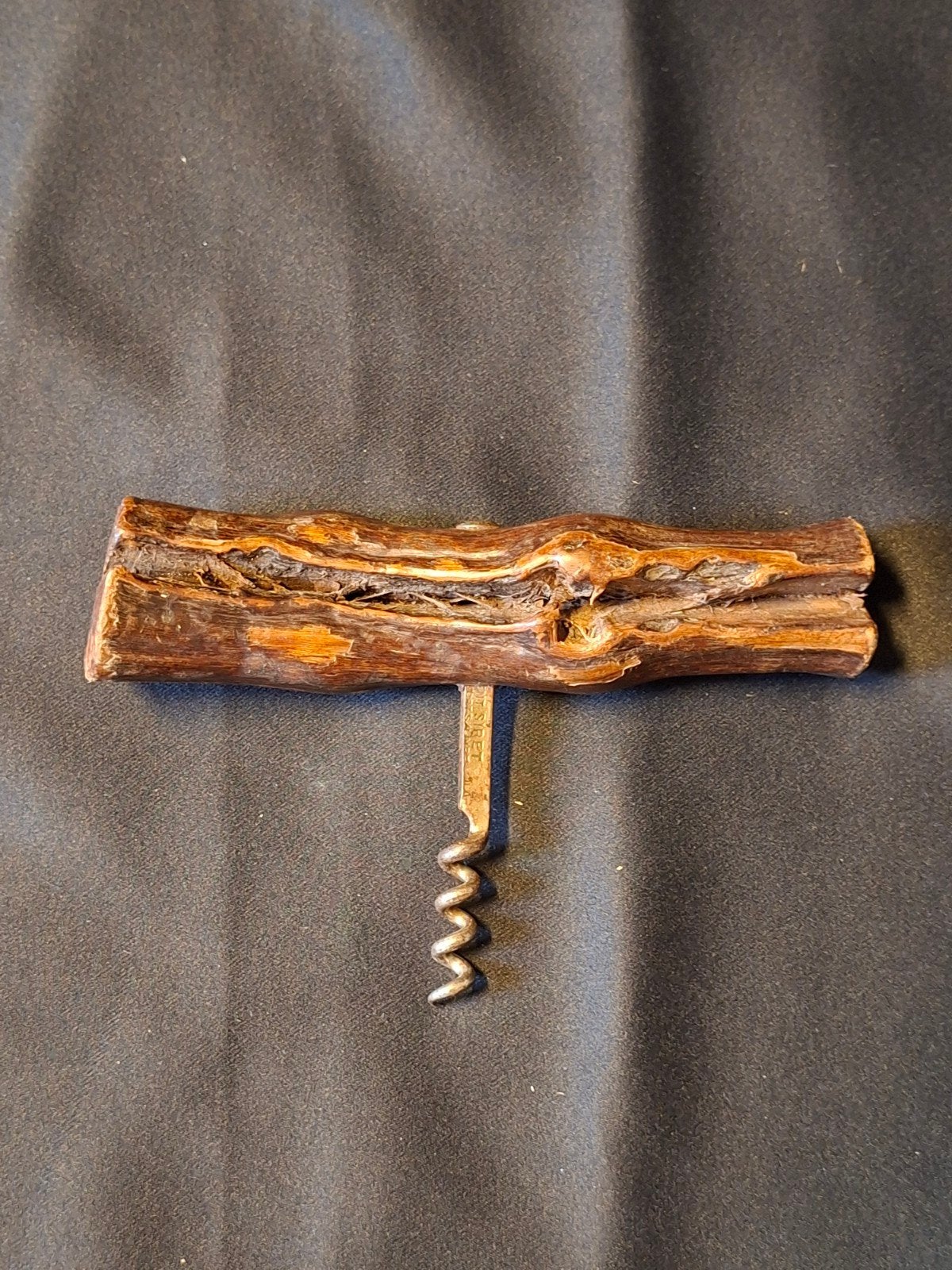 Antieke kurkentrekker met houten handvat - Uniek design, Ophalen of Verzenden