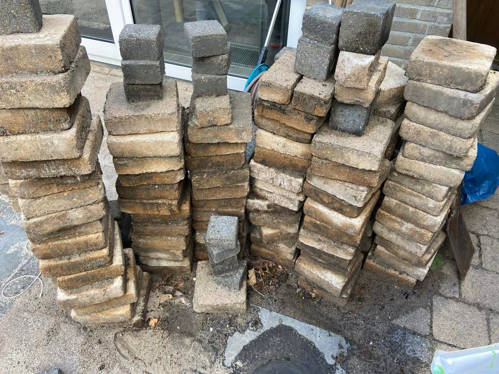 GRATIS partijtje gebakken tuintegels 20x20, Tuin en Terras, Ophalen, Gebruikt, Minder dan 5 m², Beton