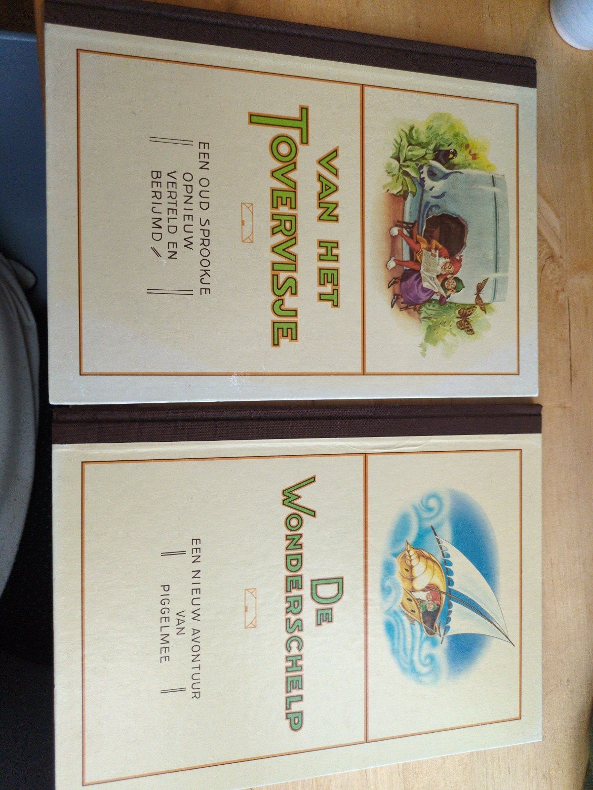 2 Vintage Sprookjesboeken: Tovervisje & Wonderschelp, Boeken, Sprookjes en Fabels, Ophalen of Verzenden, Gelezen, Onbekend