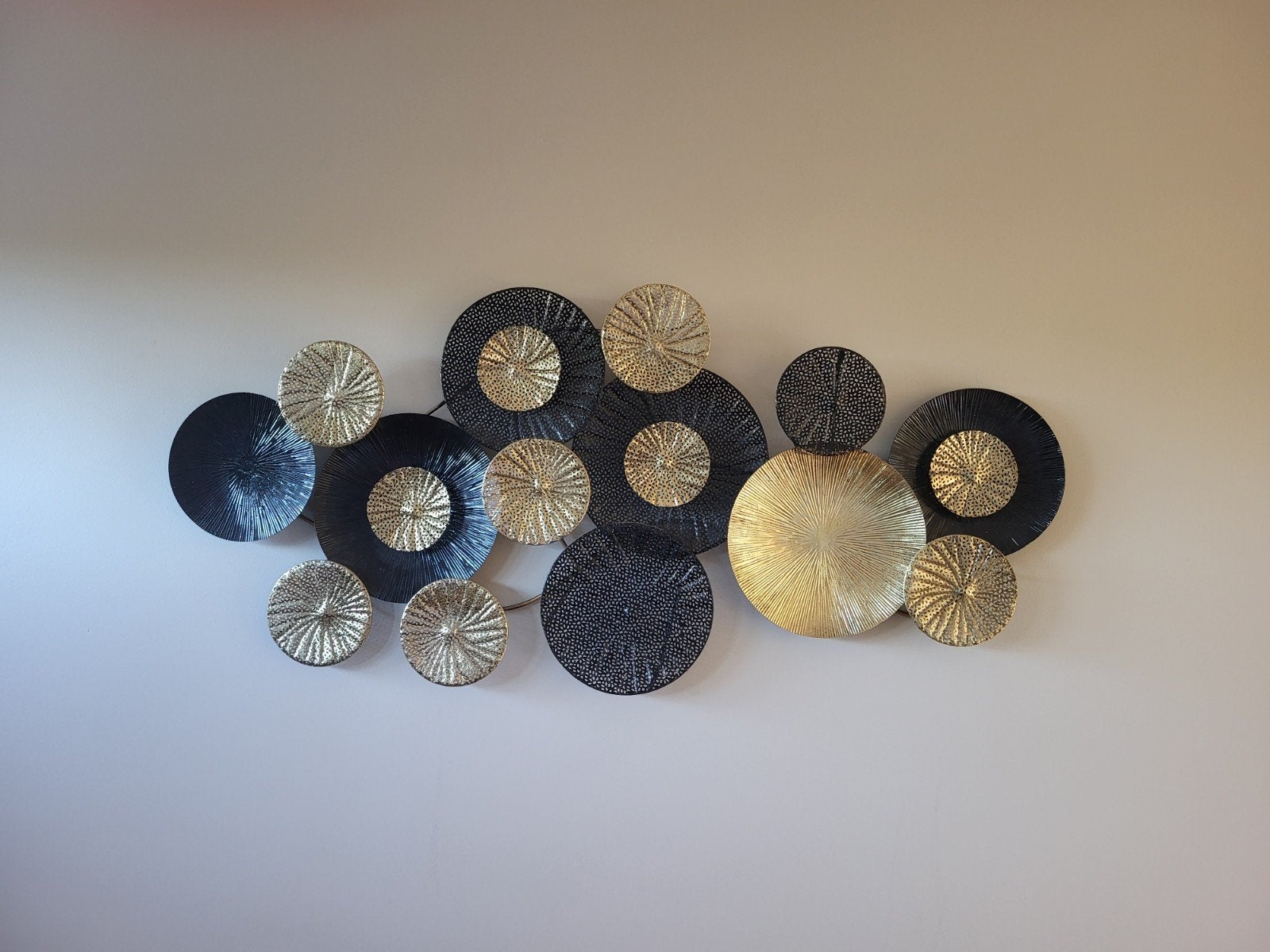 Moderne Muurdecoratie - Zwart en Goud Cirkel Design, Ophalen