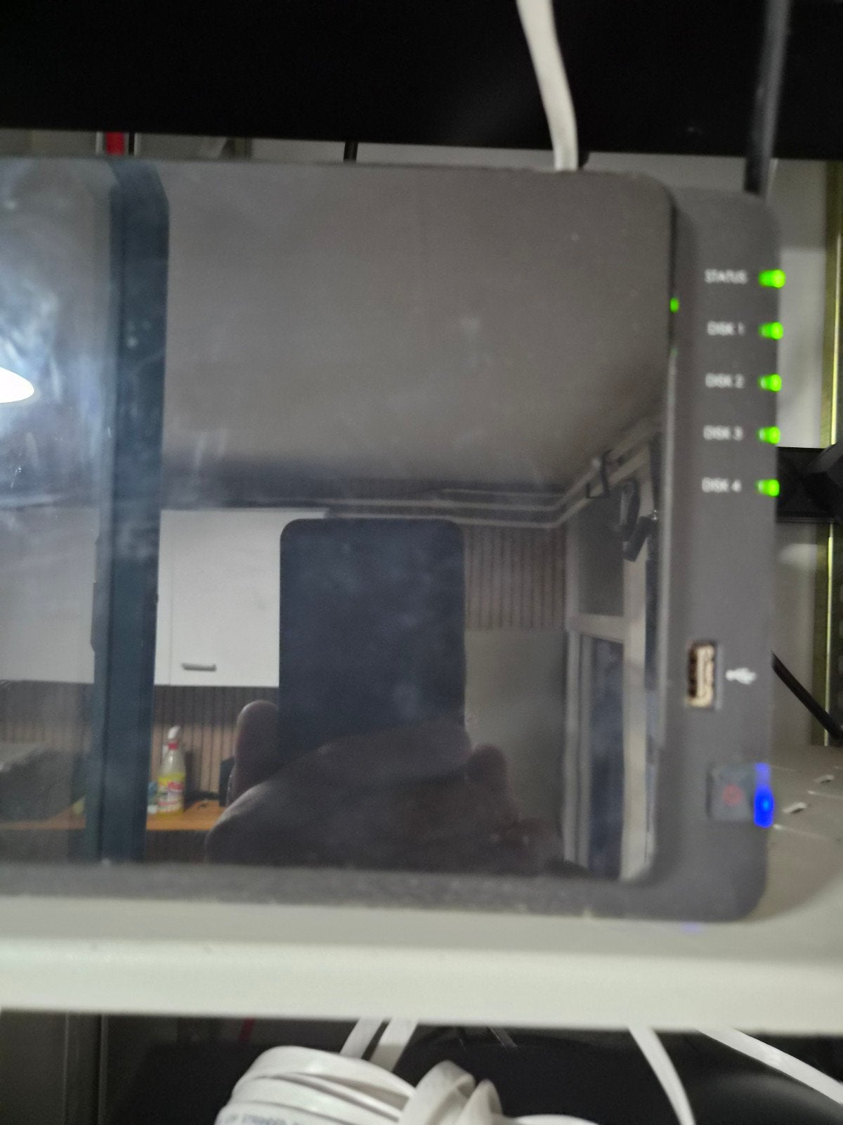 NAS-server met 4 schijfposities, Ophalen of Verzenden, Gebruikt