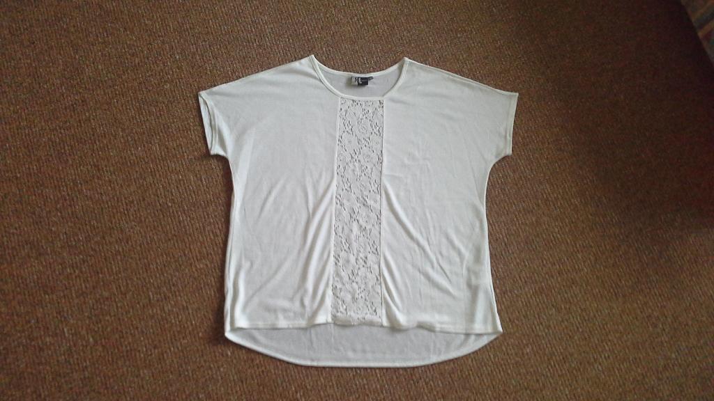 NIEUW - wit shirt / tuniek maat 44/46, Ophalen, Wit, Maat 42/44 (L), Nieuw