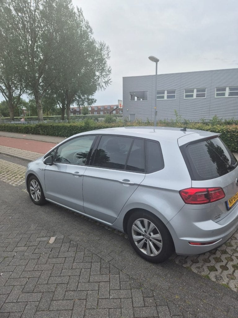 Volkswagen Golf Sportsvan 1.0 TSI 85KW DSG 2017 Grijs, Auto's, Volkswagen, Stof, Euro 6, Particulier, Zilver of Grijs