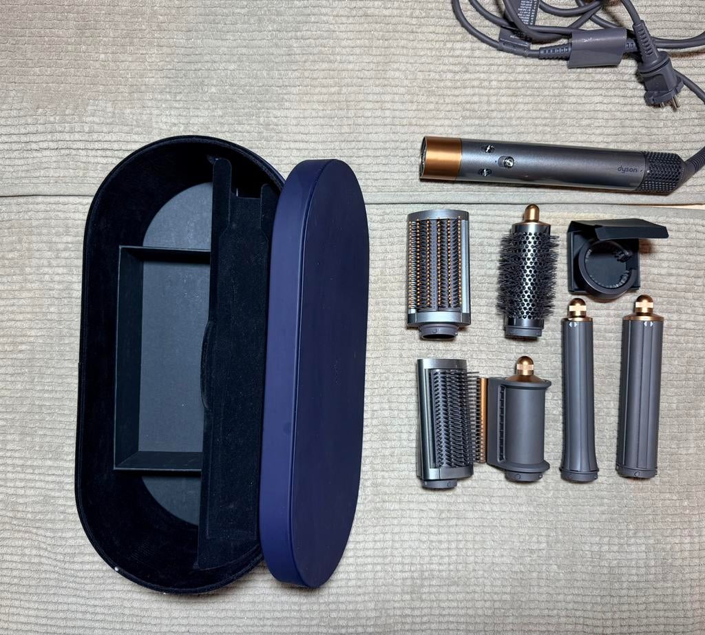 Dyson Airwrap Multi-Styler Complete – incl. 6 opzetstukken, Ophalen of Verzenden, Zo goed als nieuw, Föhn of Haardroger