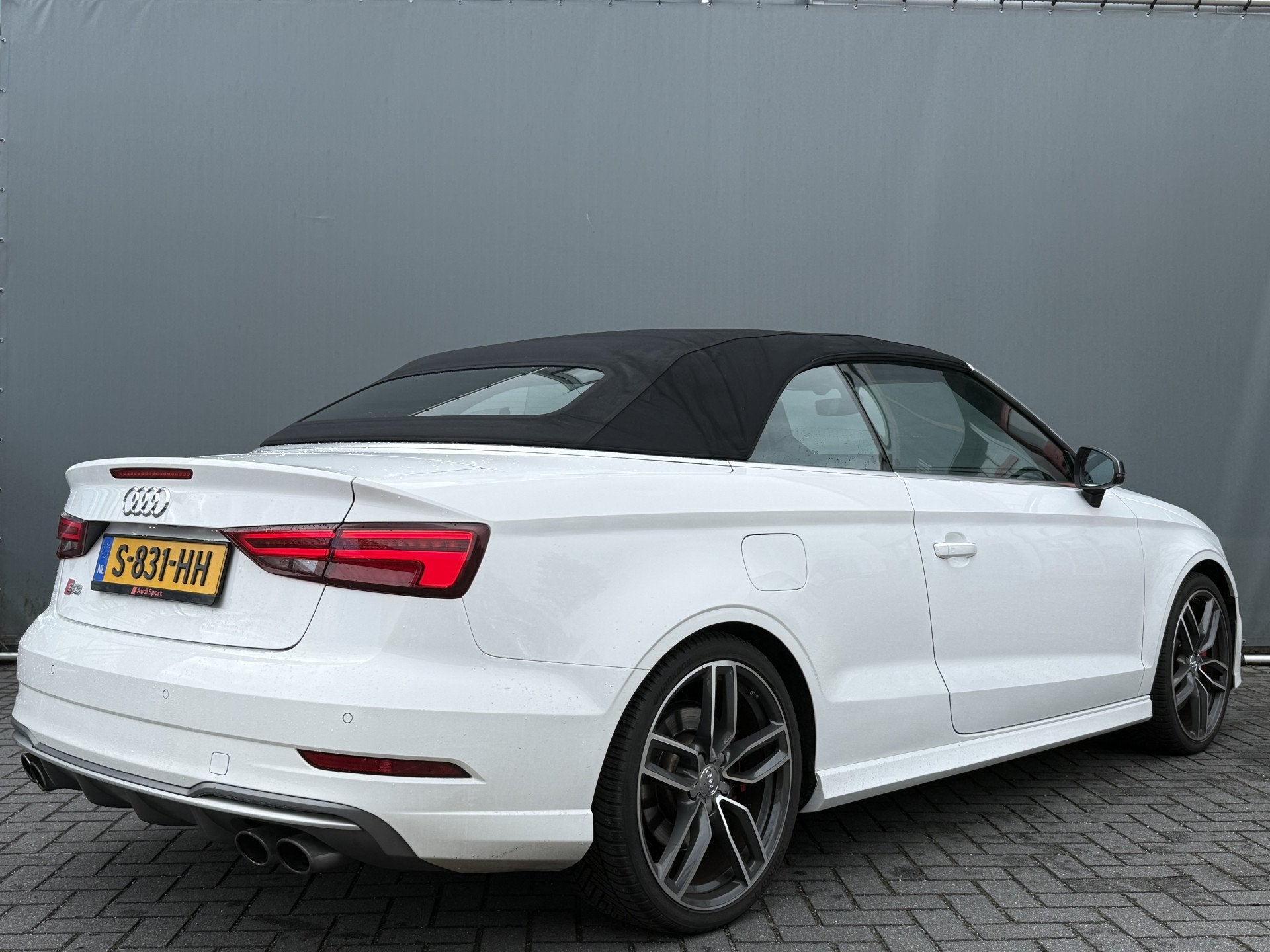 Audi A3 Cabriolet BWJ 2017 2.0 TFSI 310 PK S3 quattro Pro Li, Auto's, Audi, Automaat, 4 cilinders, Wit, Vierwielaandrijving