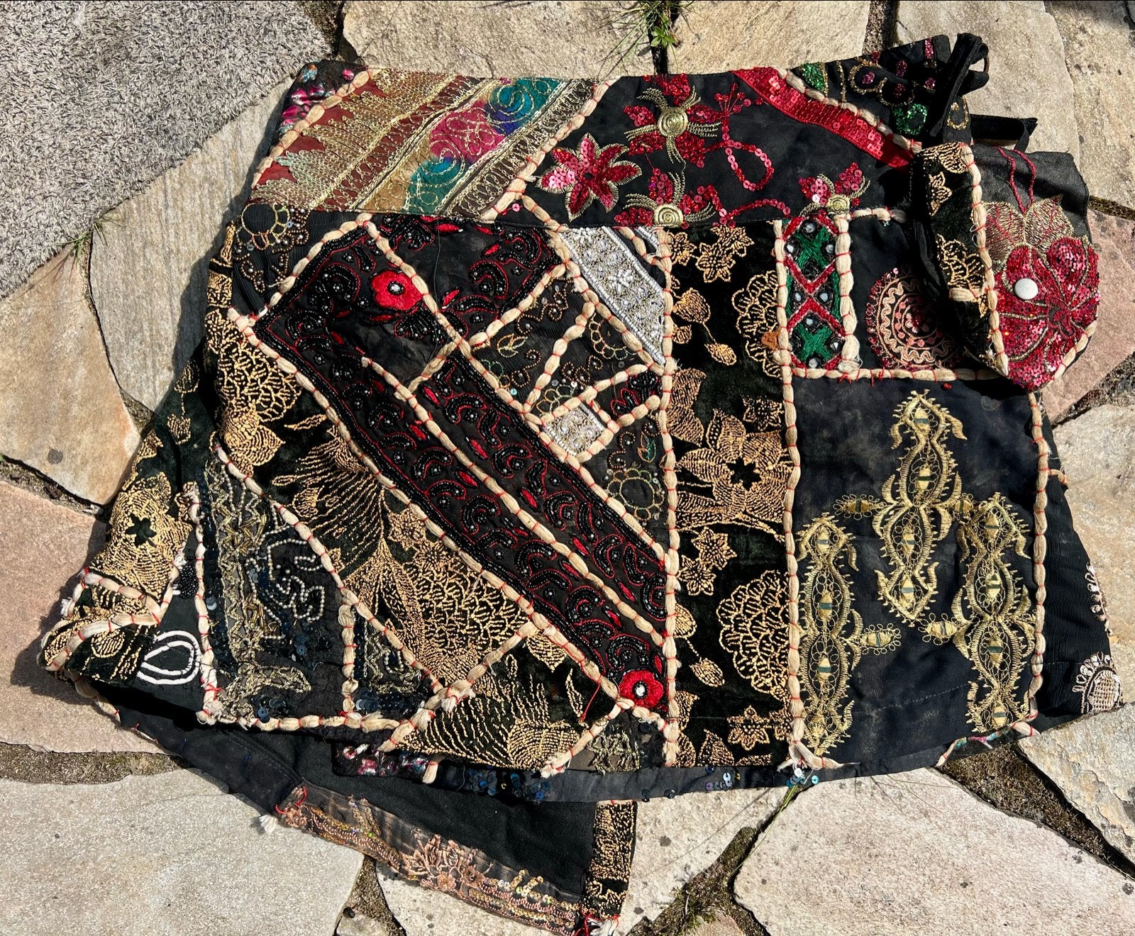 Unieke handgemaakte patchwork rok met borduursels Boho India, Maat 38/40 (M), Overige kleuren, Ophalen of Verzenden, Zo goed als nieuw