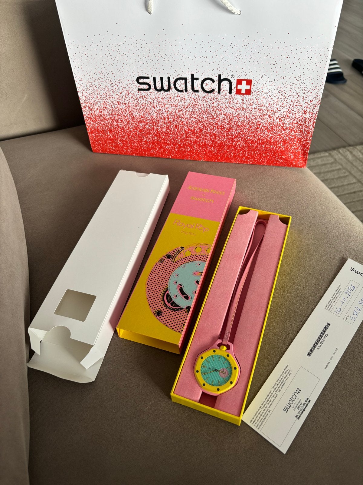 AP x Swatch Pop Watch OTG Roz, Ophalen, Swatch, Nieuw, Kunststof