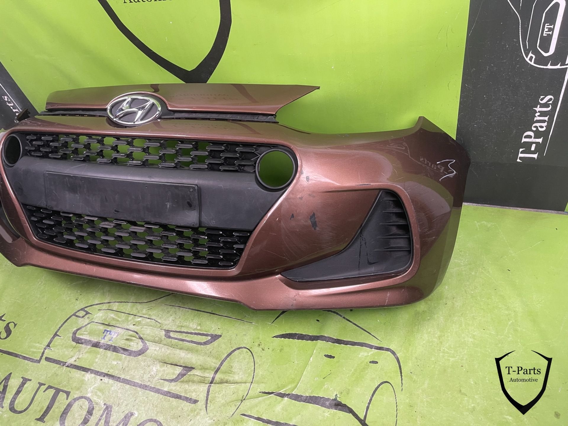 hyundai i10 voorbumper 86511B9500 bumper, Auto-onderdelen, Gebruikt, Heolleung-ro 12
06797  Seoul, Ophalen of Verzenden, Info@hyundai.com