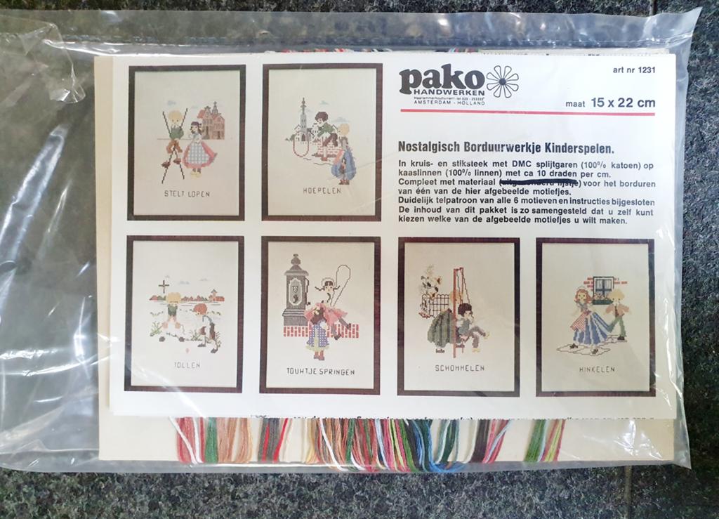 pako jaren 70 borduurpakket kinderspelen incl lijst, Hobby en Vrije tijd, Borduren en Borduurmachines, Verzenden, Nieuw, Borduurpakket