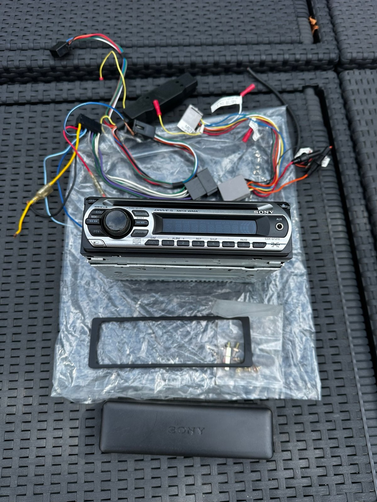 Sony CDX-GT210 Autoradio met CD/MP3/WMA-speler, Auto diversen, Ophalen, Gebruikt