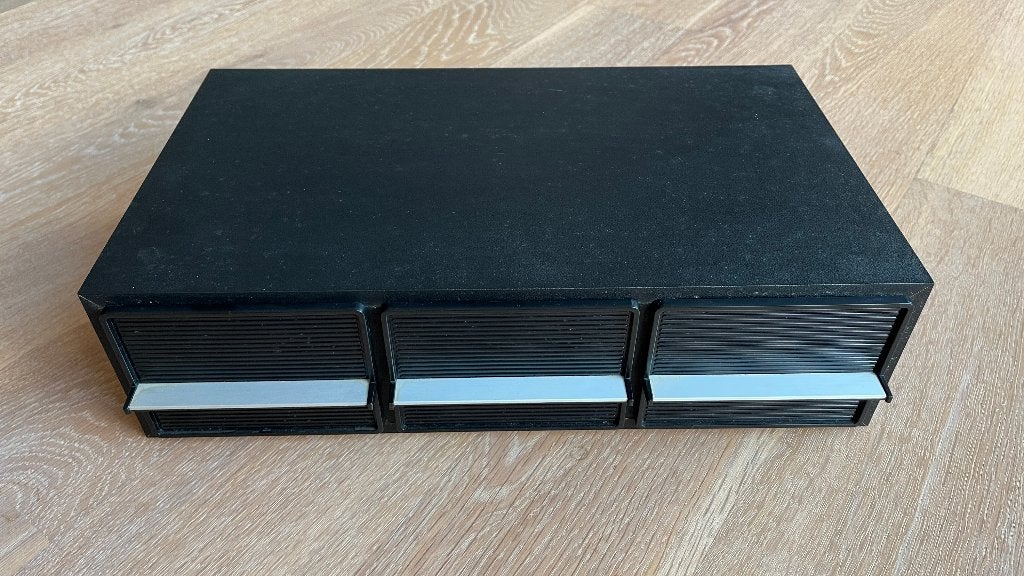 Vintage cassettebandjes opbergkastje 3 lades - Zwart, Cd's en Dvd's, Ophalen, Gebruikt, Overige genres, 26 bandjes of meer