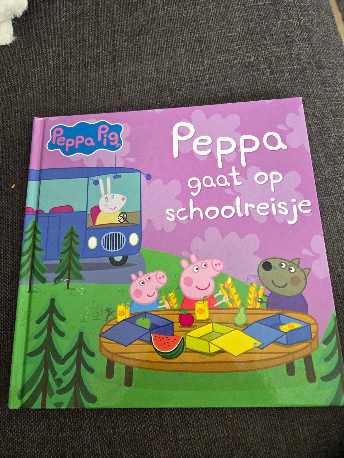Peppa Pig: Peppa gaat op schoolreisje, Boeken, Fictie algemeen, Jongen of Meisje, Ophalen of Verzenden, Zo goed als nieuw