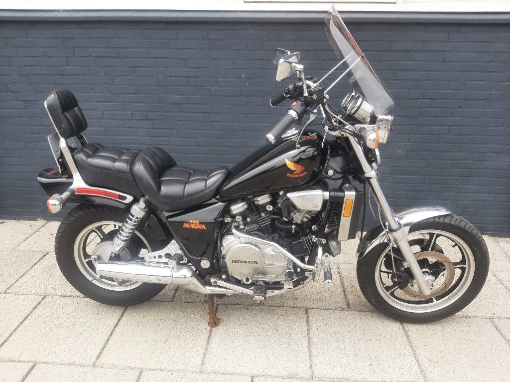 Honda V45 Magna 750 cc 1991 Honda motor mooie staat !, Motoren, Motoren | Honda, Cardan-aandrijving, Pascalstraat 6 1704 RD Heerhugowaard
