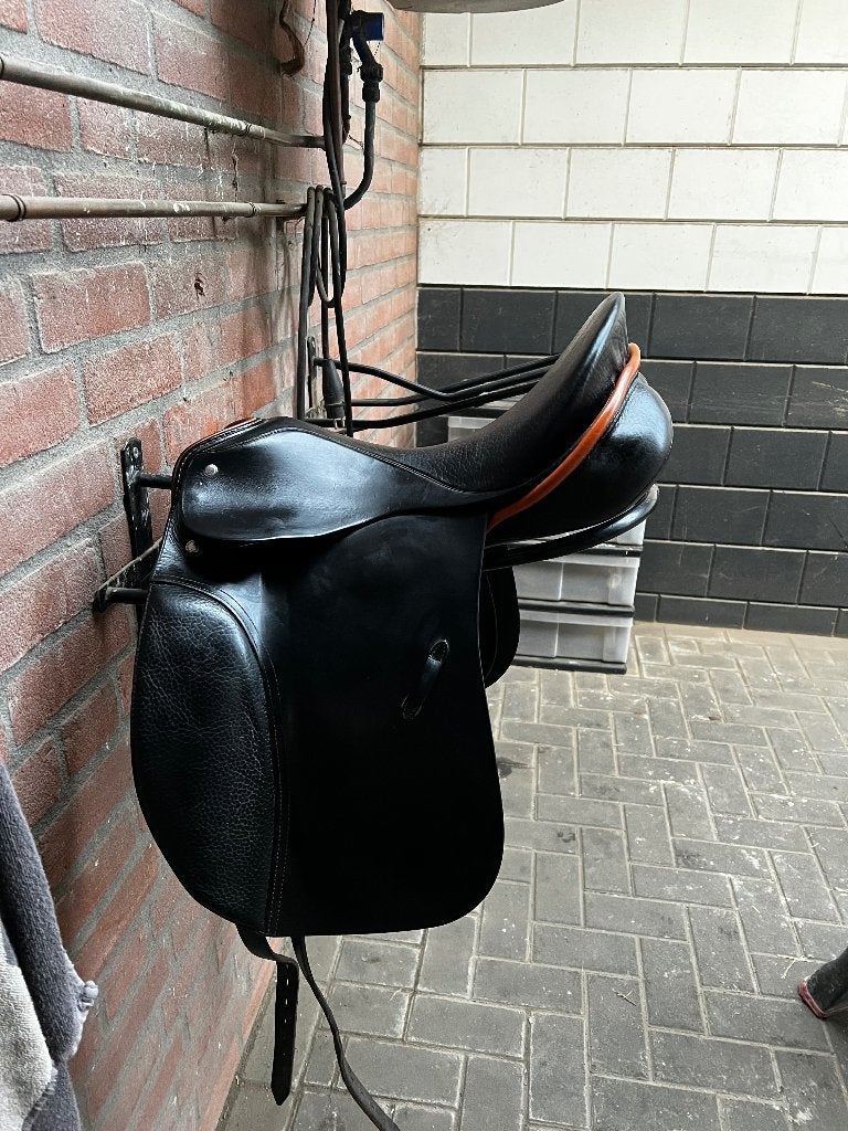 Passier Young Champ pony dressage saddle, Dieren en Toebehoren, Paarden en Pony's | Zadels, Ophalen, Gebruikt, Dressuur