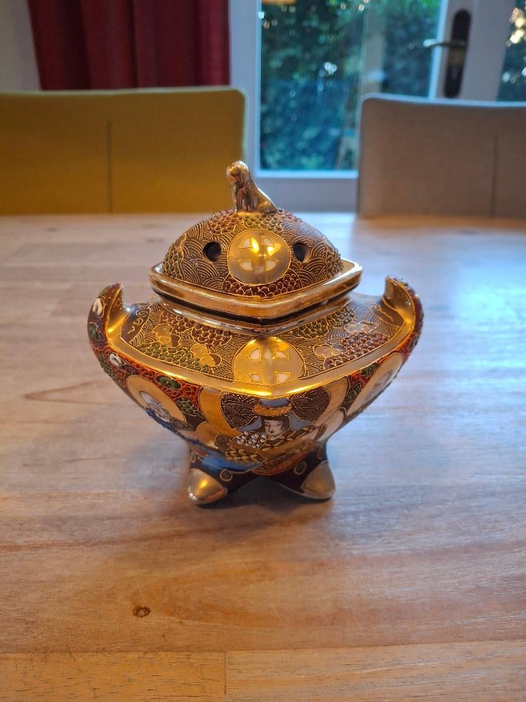 antieke Satsuma porseleine wierook-parfum brander, Ophalen