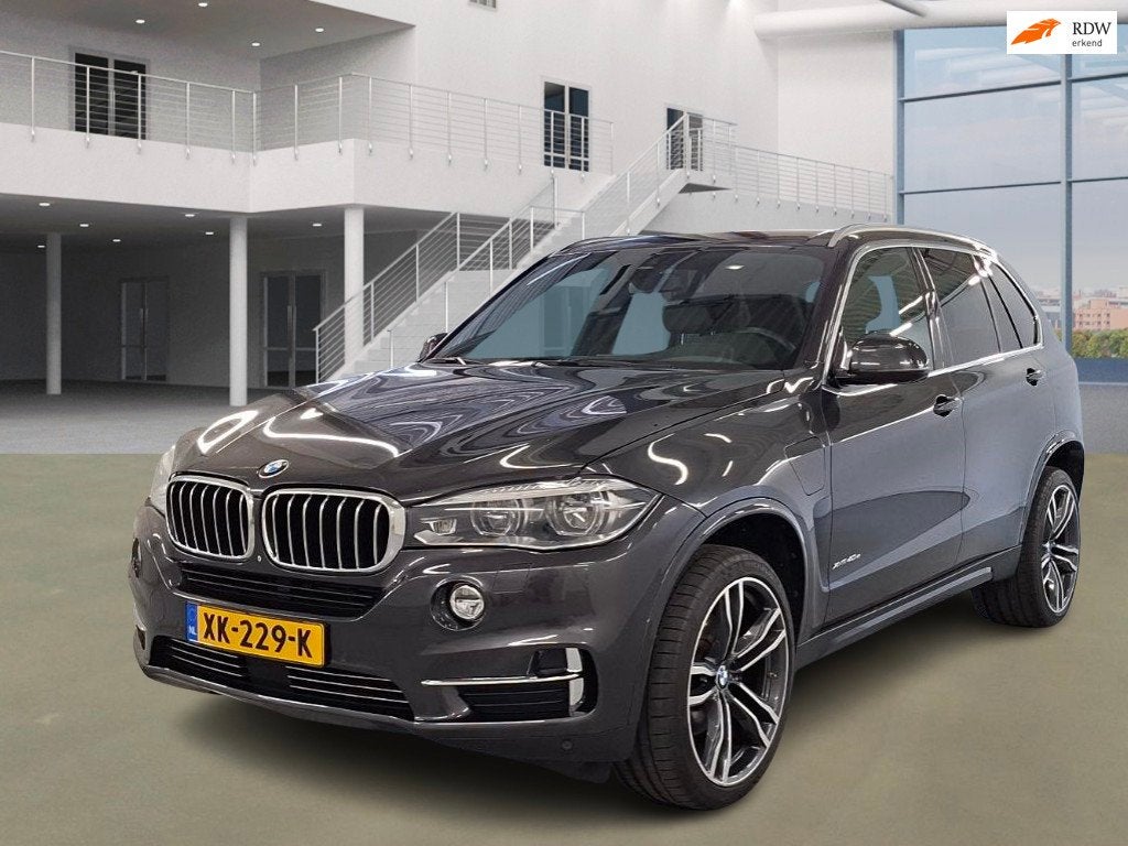 BMW X5 XDrive40e iPerformance High Executive, Auto's, Dealer onderhouden, 4 cilinders, Bedrijf, Vierwielaandrijving