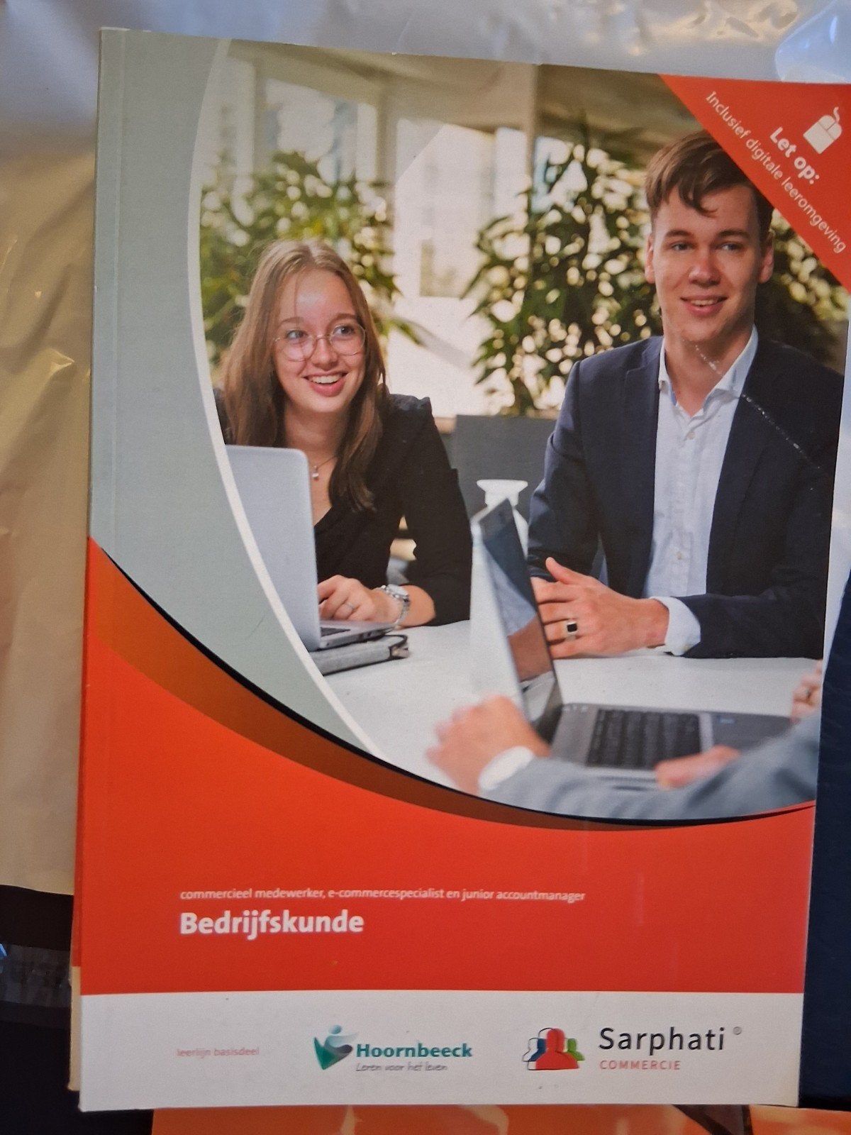 MBO Commerciele Boeken: hoornbeeck, Boeken, Ophalen of Verzenden, Zo goed als nieuw, MBO