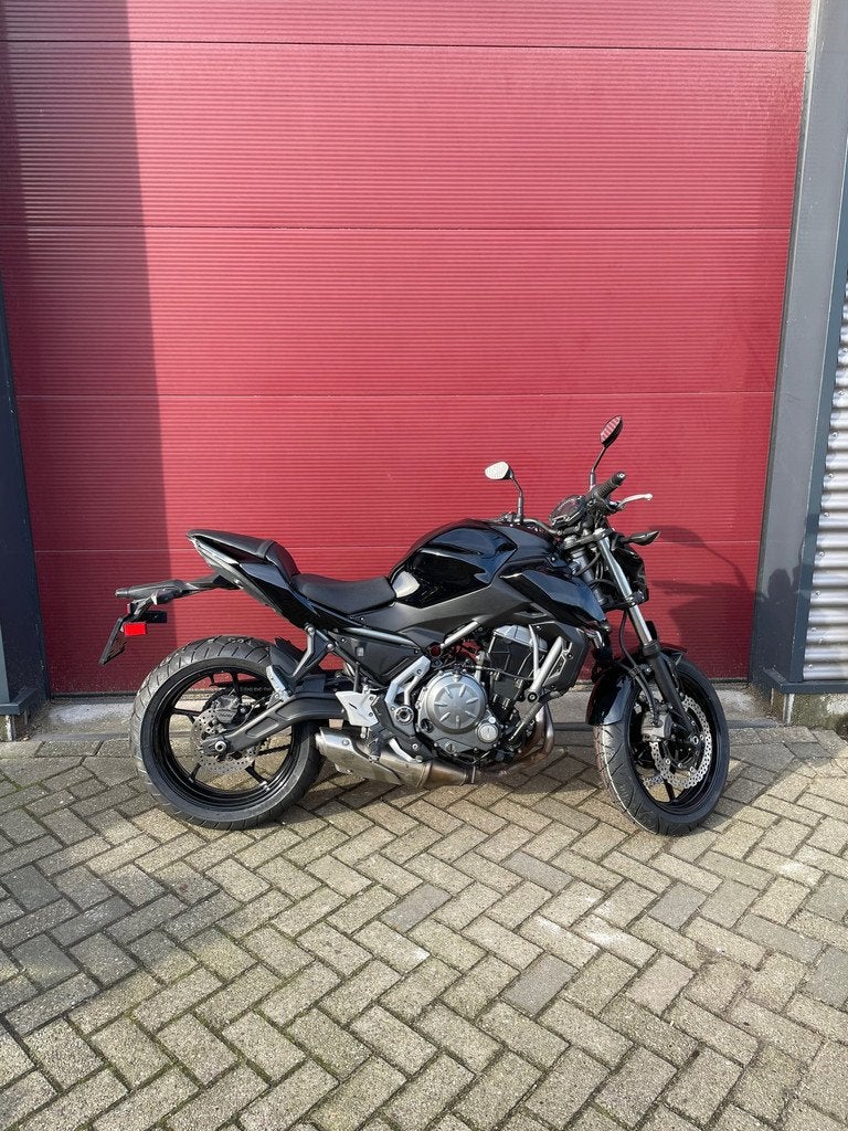 Kawasaki Z650 ABS toppertje groot onderhoud, Ivo@technoservicehoogendijk.nl, Jan Tinbergenstraat 8-b
2811DZ  Reeuwijk, NL, 649 cc