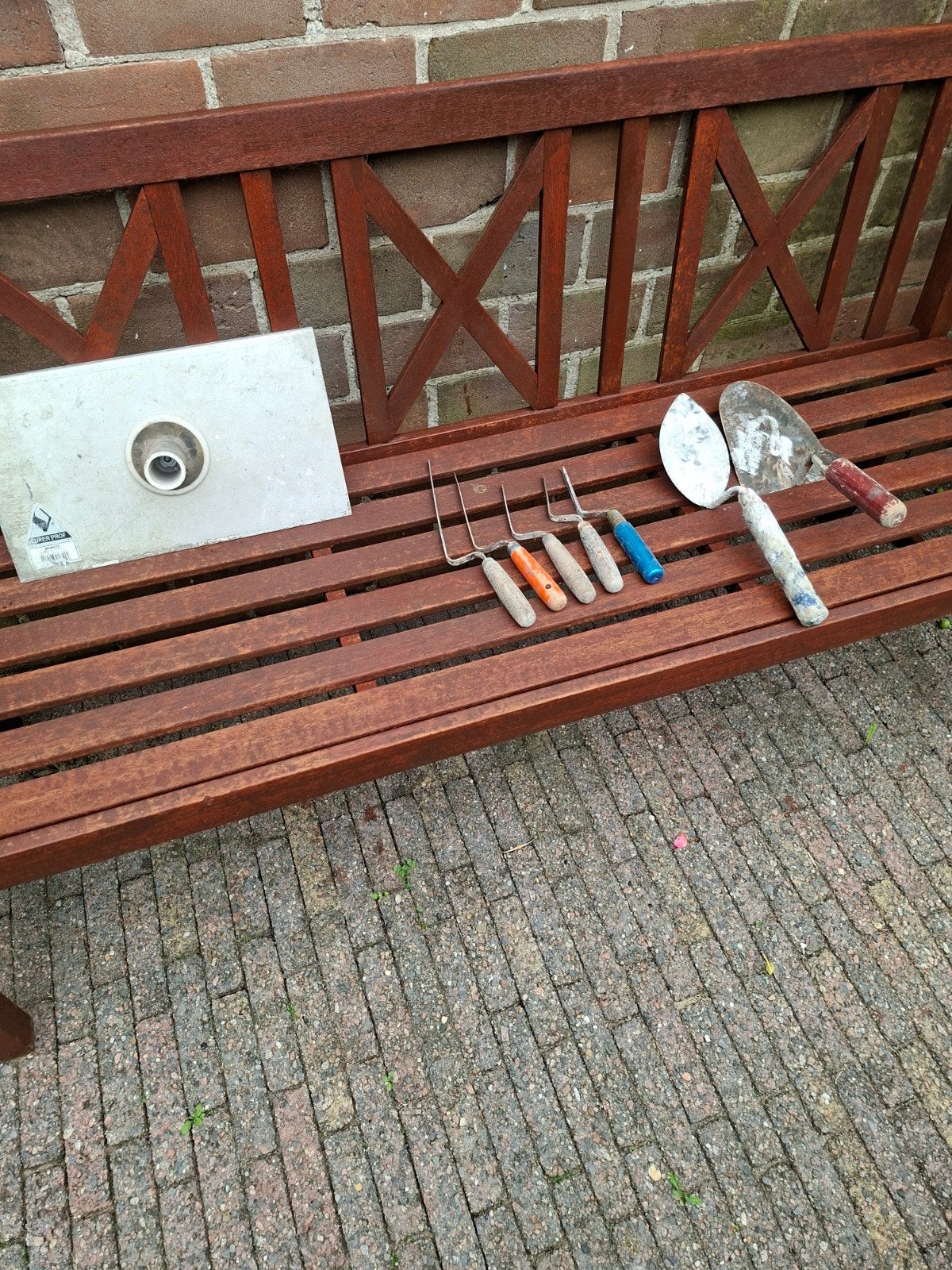 Tekoop voeg gereedschap, Ophalen