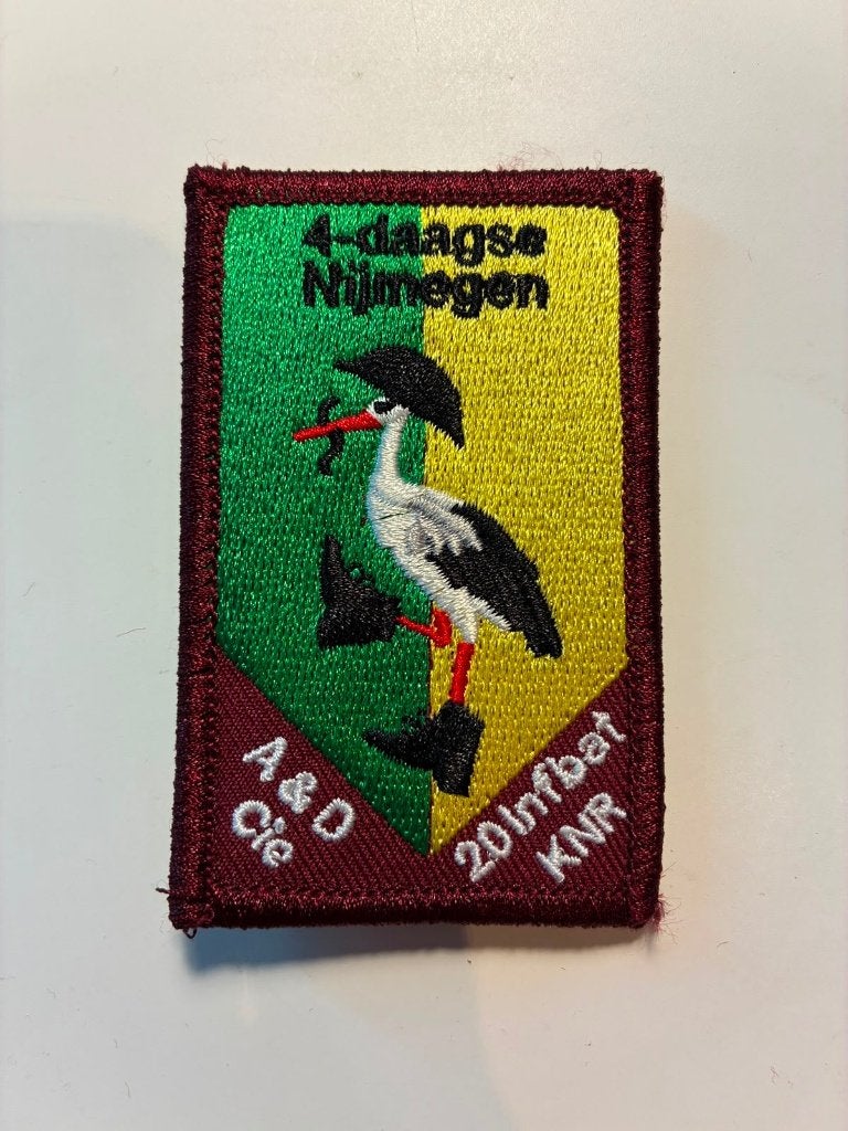 Patch / Armembleem vierdaagse 2026 8x5, Verzamelen, Verzenden, Landmacht, Nederland, Embleem of Badge